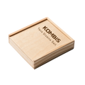 Personalizēts galda spēļu komplekts koka kastītē (Kārtis + Kauliņi)