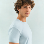 Black classic fit men's T-shirt by Sols with round neckline and short sleeves, displayed on a plain background.