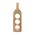 Kombis Bambusa vīna pudeļu statīvs ar lāzergravējumu, designed for three bottles, perfect as a gift.